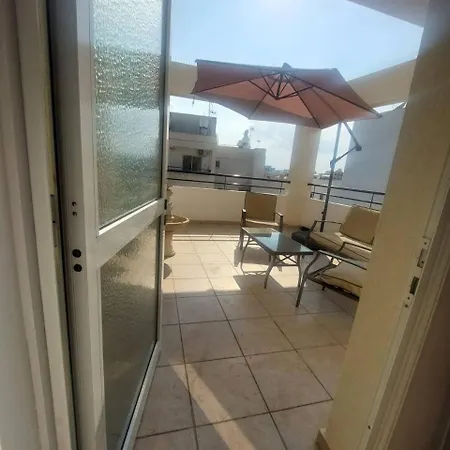 Central 1 Bedroom Lux Apartment Larnaca Exterior photo
